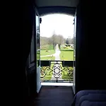 Lux Next To Eiffel Tower In The Center Of Paris Hotell Bouttencourt